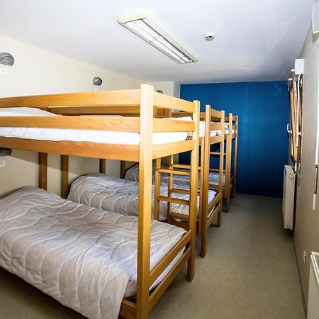 Auberge De Jeunesse Hi Pontarlier Esterno foto