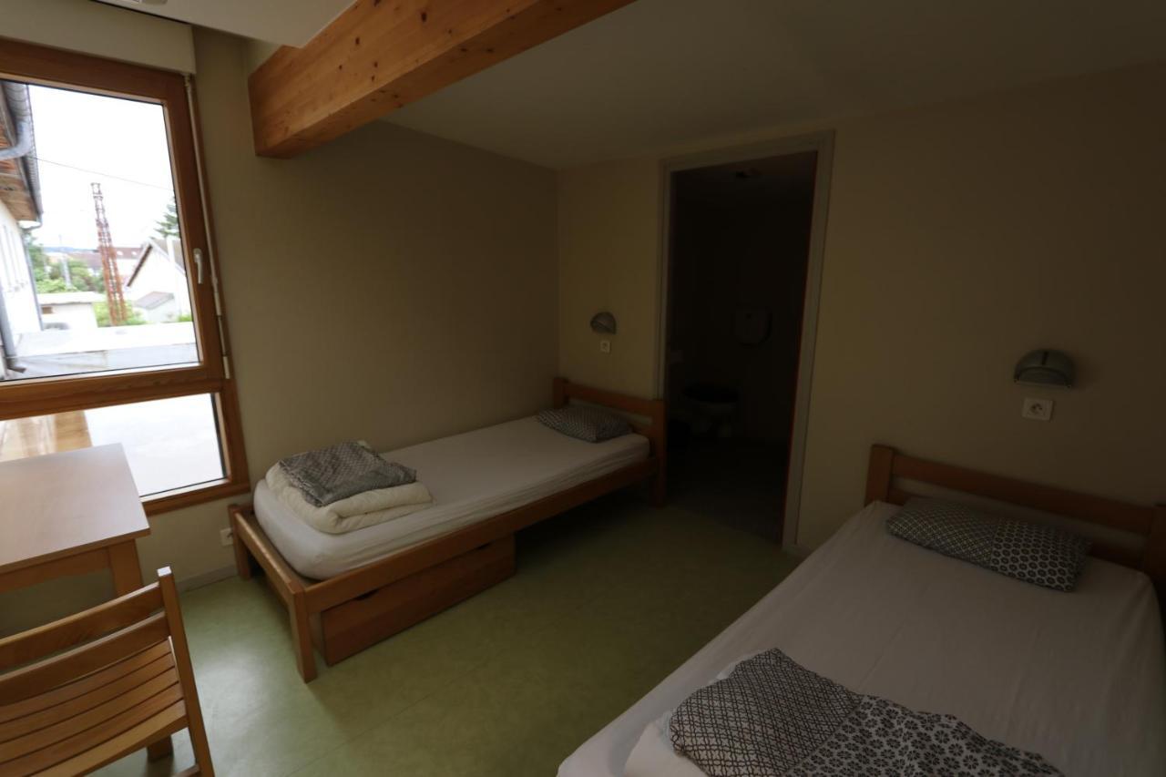 Auberge De Jeunesse Hi Pontarlier Esterno foto