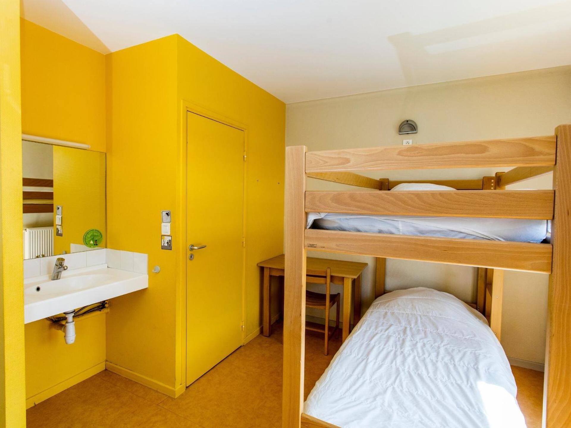 Auberge De Jeunesse Hi Pontarlier Esterno foto