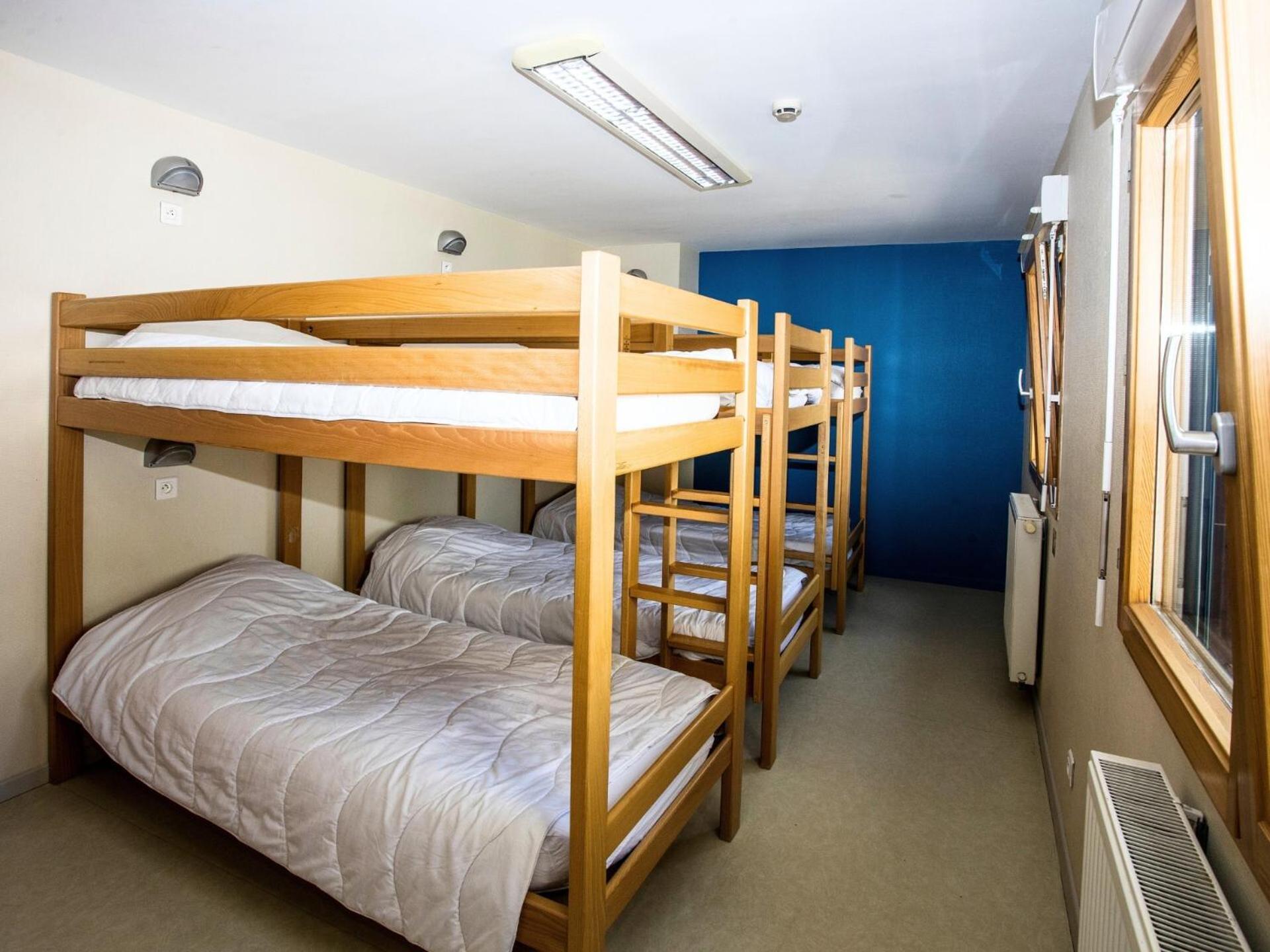 Auberge De Jeunesse Hi Pontarlier Esterno foto